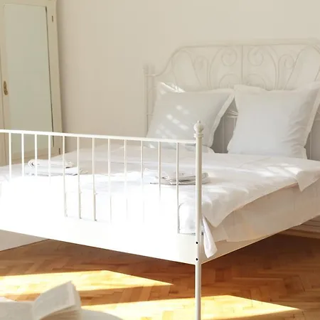 White Opera By Nux